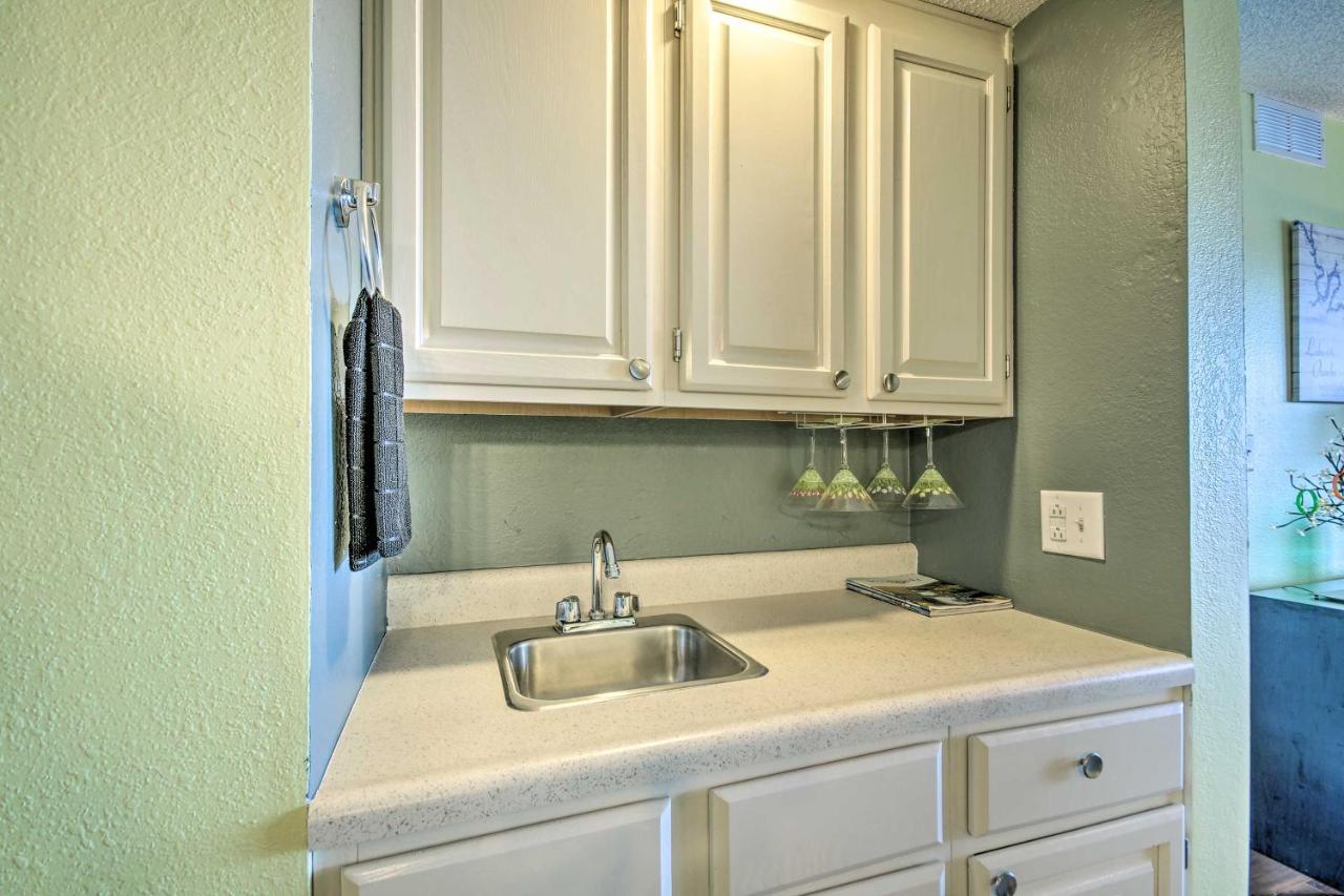 Lakefront Ozarks Condo By Golf And Restaurants! 外观 照片